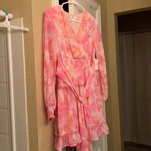 Beautiful never worn -with tags